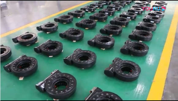 隆達軸承回轉(zhuǎn)驅(qū)動成品展示